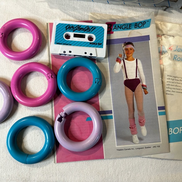 Vintage 1986 Get in Shape Girl BANGLE BOP set by Hasbro - Picture 2 of 4